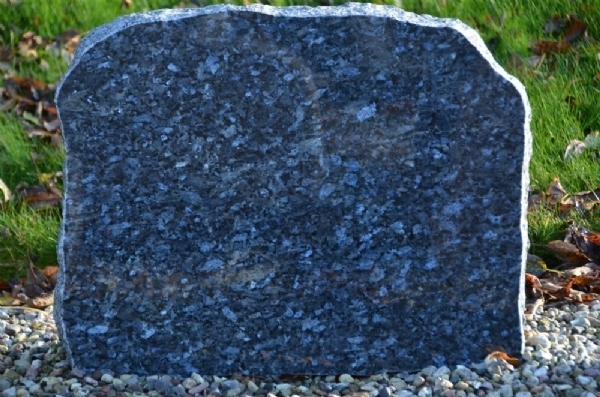 Granit gravsten fra Stenhugger Fyn